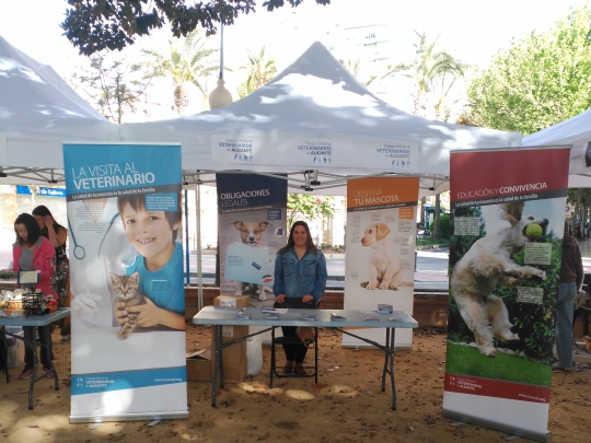Icoval participa en la Perro-Party